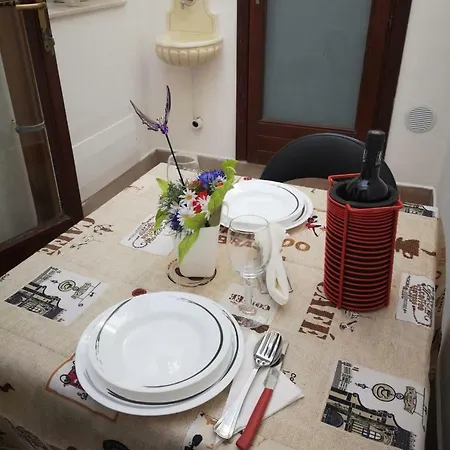 Holiday home Casetta Silu'